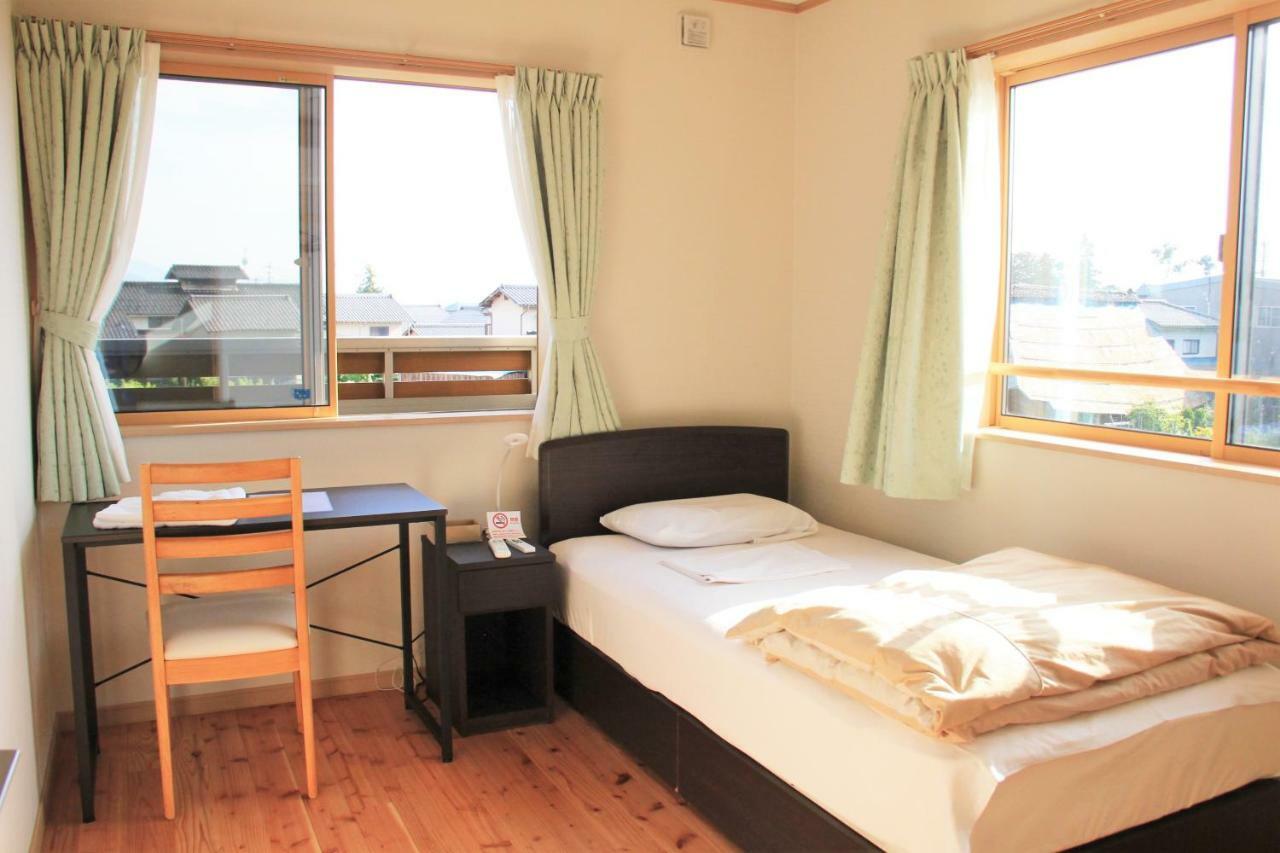 Guesthouse Kanoka Nakano  Exterior photo